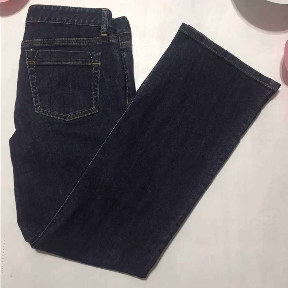 SOLD‼️ Ann Taylor Boot Cut Jeans Size 6